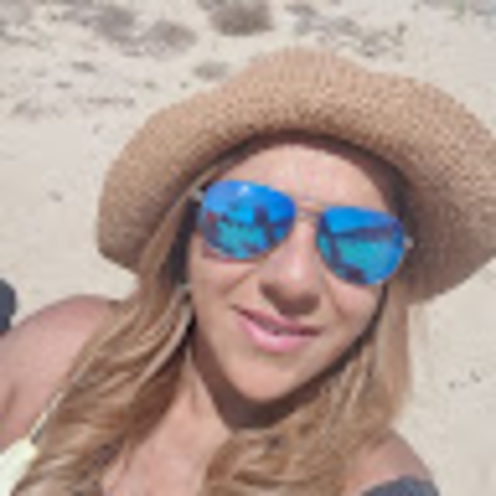 Meet your Posher, Leticia